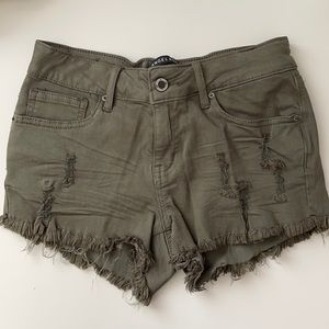 Angel Kiss shorts